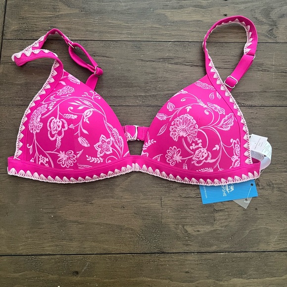 ✨NWT✨Cupshe Pink Bikini with Floral Design - Picture 3 of 8